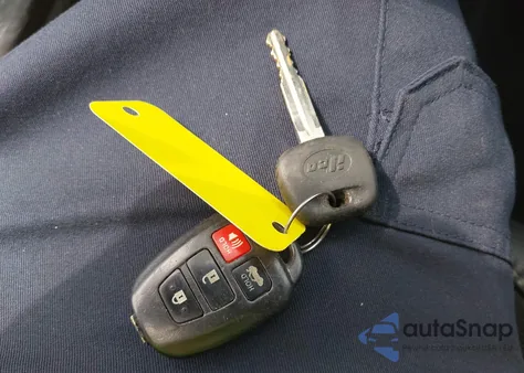 2015 Toyota Corolla S Plus from USA, damaged, VIN 2T1BURHE4FC409098